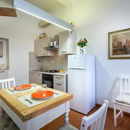 Classic Tuscany By Mmega