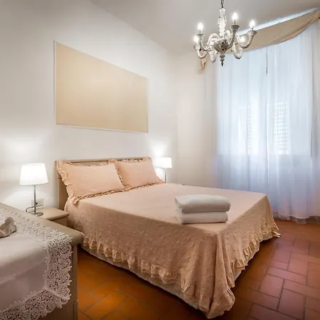 Classic Tuscany By Mmega شقة